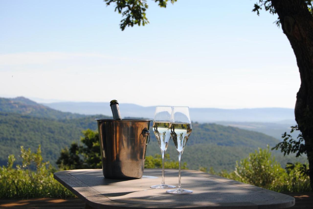 Vin Hotel - Wine Resort And Agriturismo Montieri ภายนอก รูปภาพ