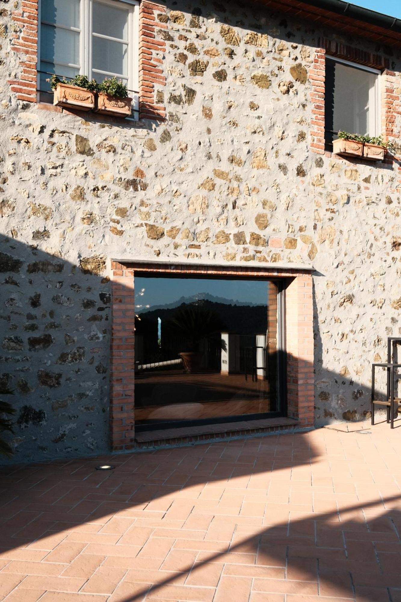 Vin Hotel - Wine Resort And Agriturismo Montieri ภายนอก รูปภาพ